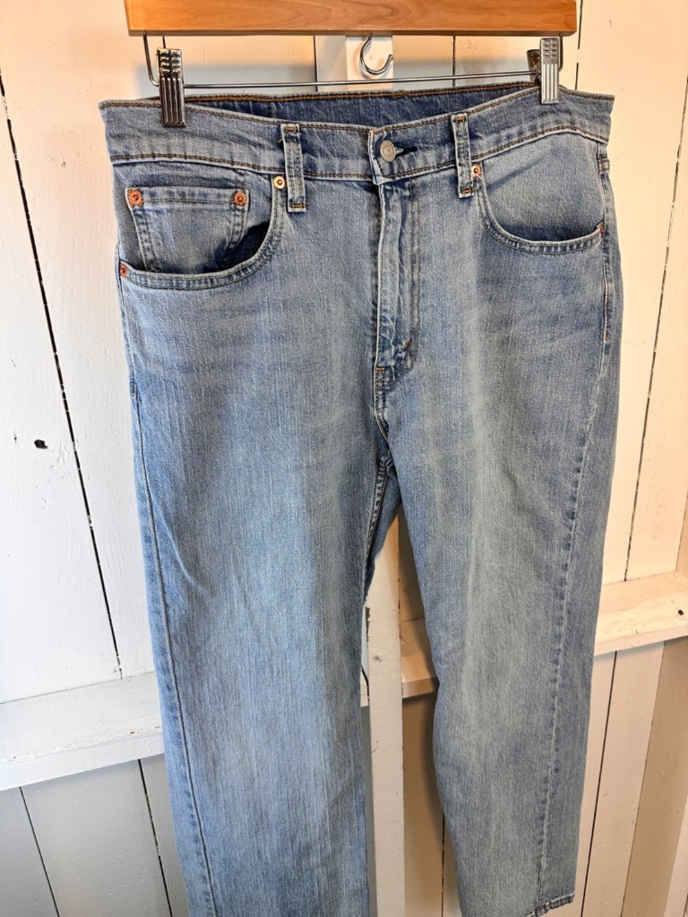 Levi’s 527 Slim Bootcut Jeans Men’s 34x30 Worn In Light Washed - Picture 2 of 10